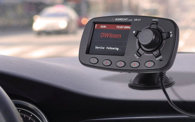 Albrecht DR57 DAB+ Autoradio-Adapter Mit Freisprecheinrichtung 3 Albrecht DR57 DAB+ Autoradio-Adapter Mit Freisprecheinrichtung