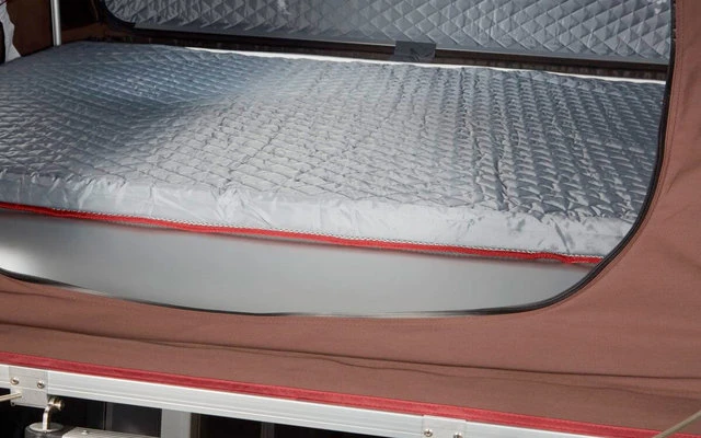 IKamper Skycamp 2.0 Dachzelt Inkl. Glasfaserhartschale Matt Schwarz 6 IKamper Skycamp 2.0 Dachzelt Inkl. Glasfaserhartschale Matt Schwarz – Bild 4