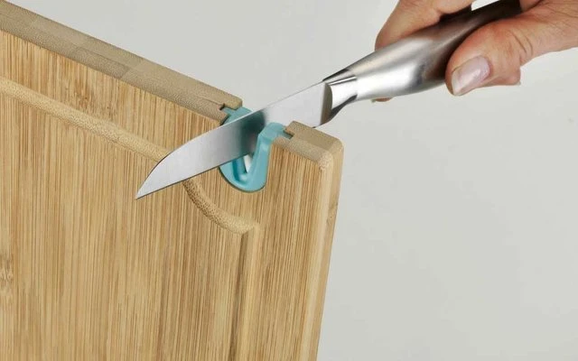 Wenko Schneidebrett Mit Messerschärfer 23 X 33 X 1,5 Cm 9 Wenko Schneidebrett Mit Messerschärfer 23 X 33 X 1,5 Cm – Bild 7