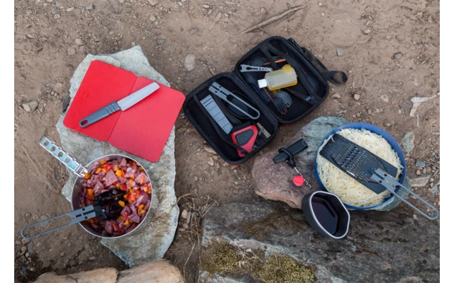 Alpine Camping Kochutensilien 3 Teilig Mit Spatel / Löffel / Reibe / Sieb 3 Alpine Camping Kochutensilien 3 Teilig Mit Spatel / Löffel / Reibe / Sieb